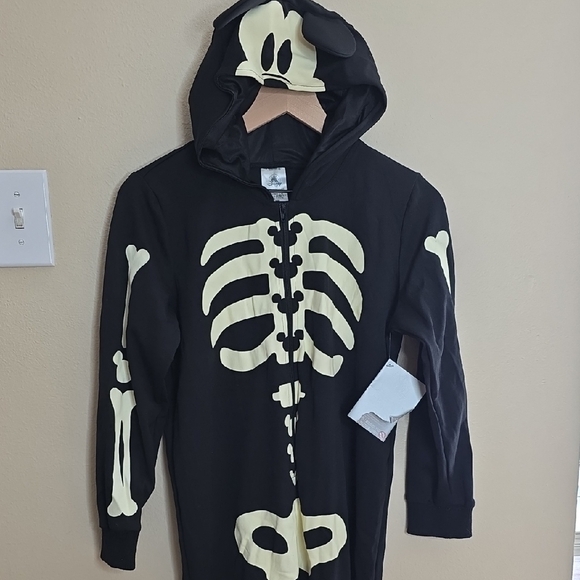 Disney Onsie Mickey Mouse Skeleton Hoodie Costume Glow In The Dark Size 9/10 NWT - Picture 5 of 8